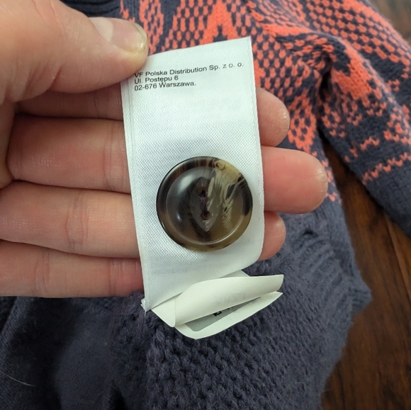 North Face Jacquardigan - blue and coral, knit. Size Medium - Picture 6 of 9